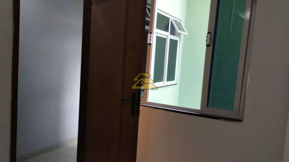 Casa, 3 quartos, 239 m² - Foto 3