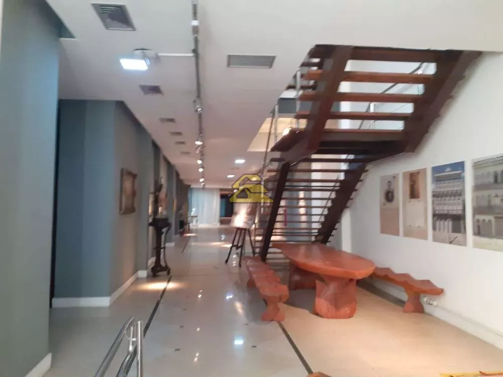 Prédio Inteiro, 1500 m² - Foto 1