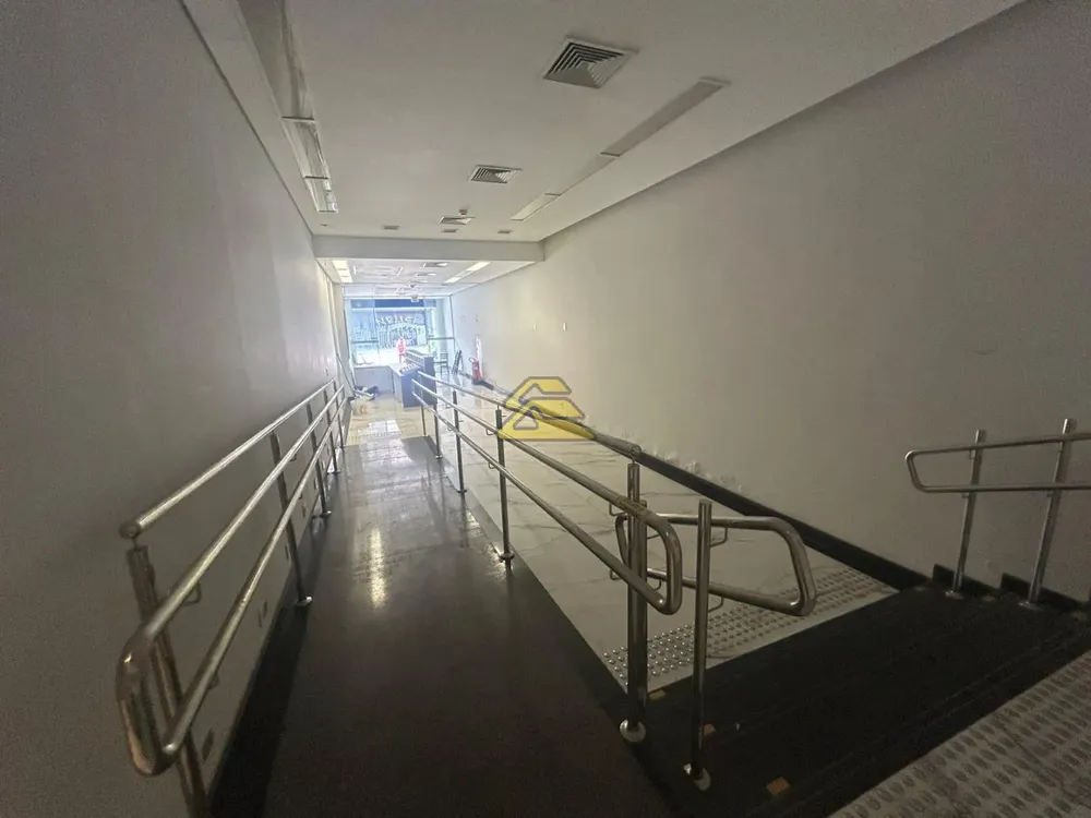 Prédio Inteiro, 751 m² - Foto 1