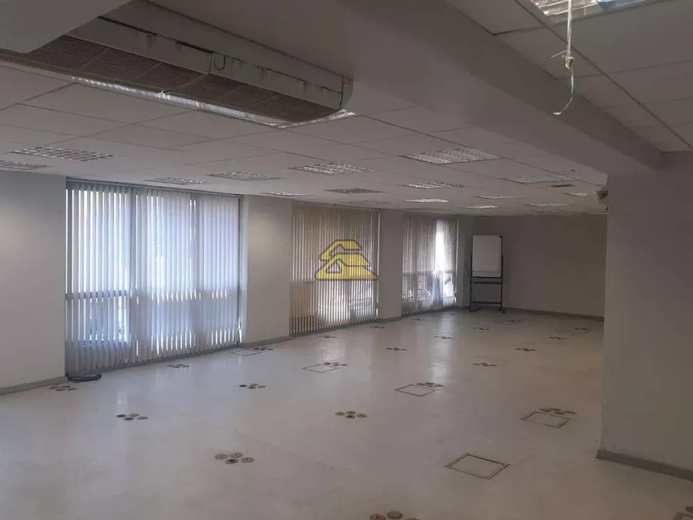 Sala-Conjunto, 600 m² - Foto 1