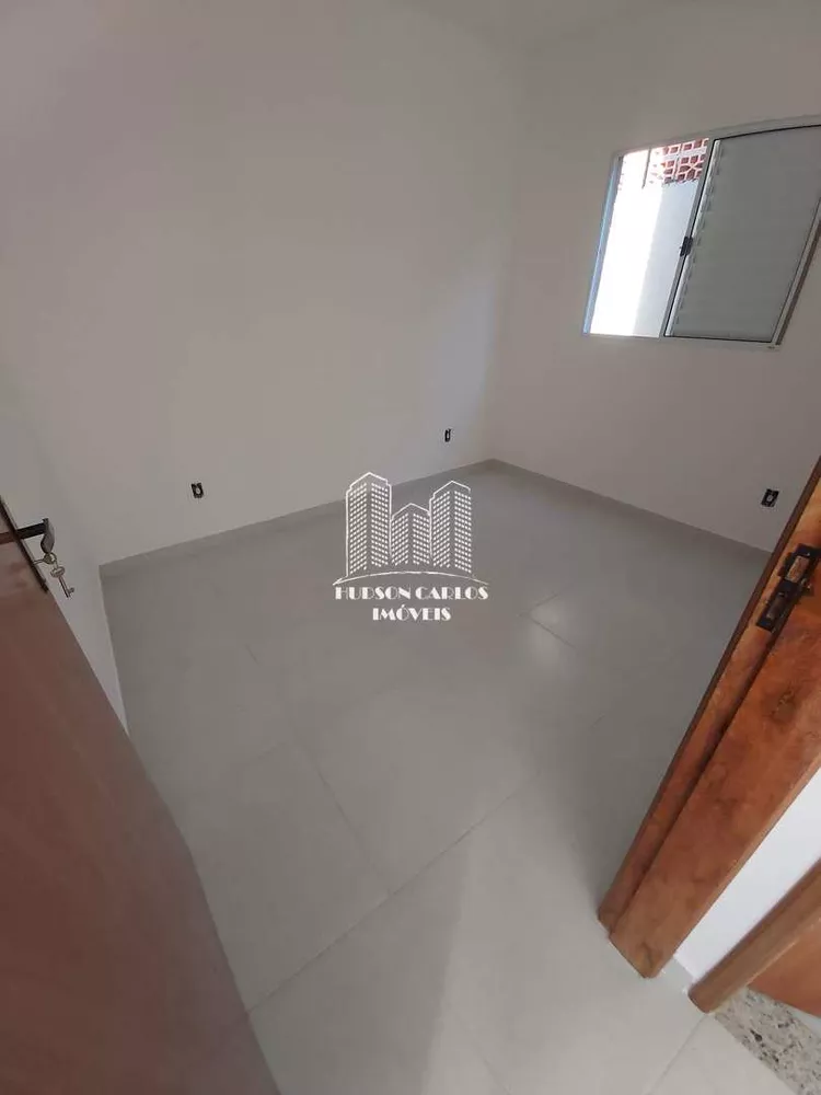 Casa à venda com 2 quartos, 41m² - Foto 1