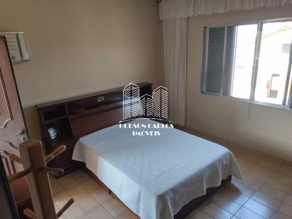 Sobrado, 4 quartos, 230 m² - Foto 1