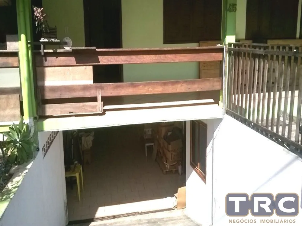Casa, 4 quartos, 240 m² - Foto 4