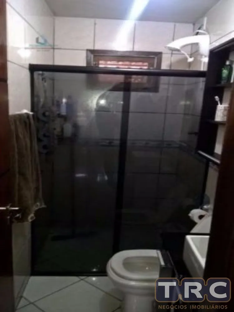 Casa, 4 quartos, 190 m² - Foto 2