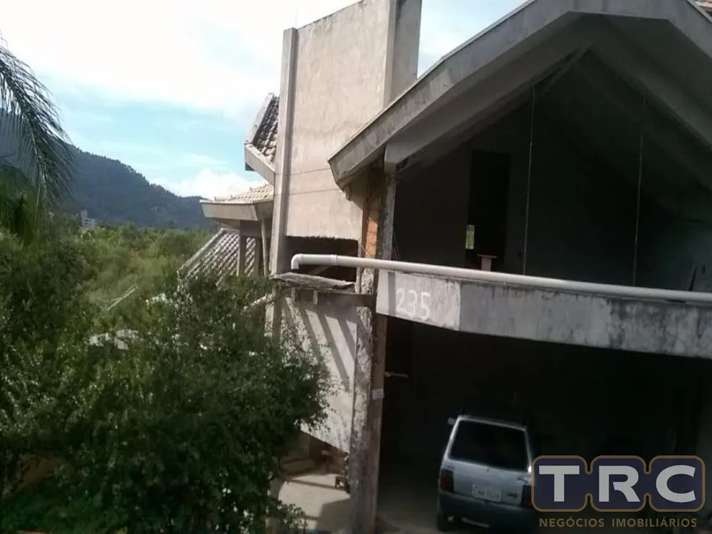 Casa, 4 quartos, 340 m² - Foto 2