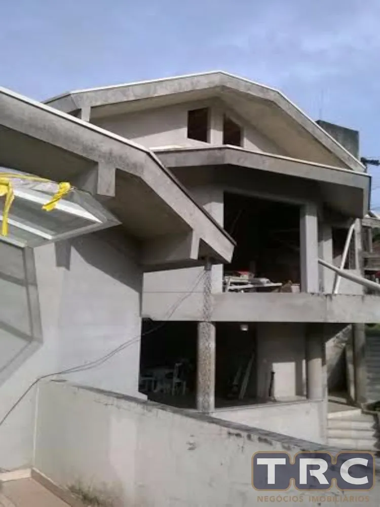 Casa, 4 quartos, 340 m² - Foto 1