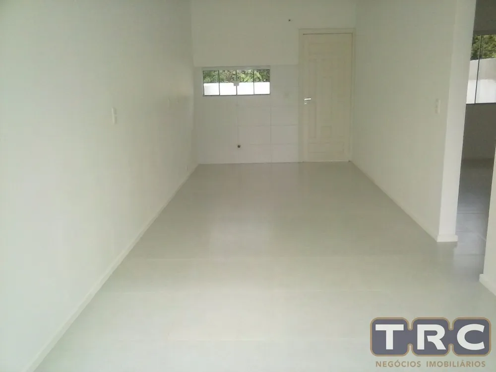 Casa, 2 quartos, 65 m² - Foto 2