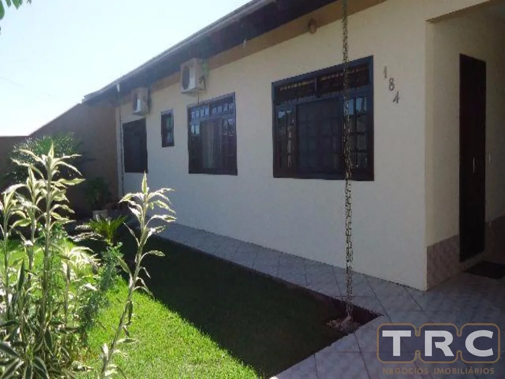 Casa, 4 quartos, 150 m² - Foto 1