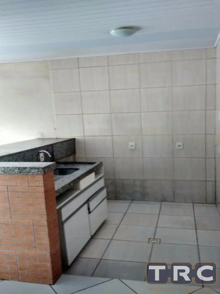 Casa, 2 quartos, 80 m² - Foto 1