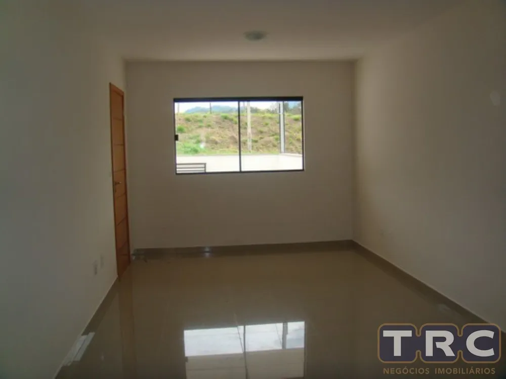 Casa, 3 quartos, 147 m² - Foto 2
