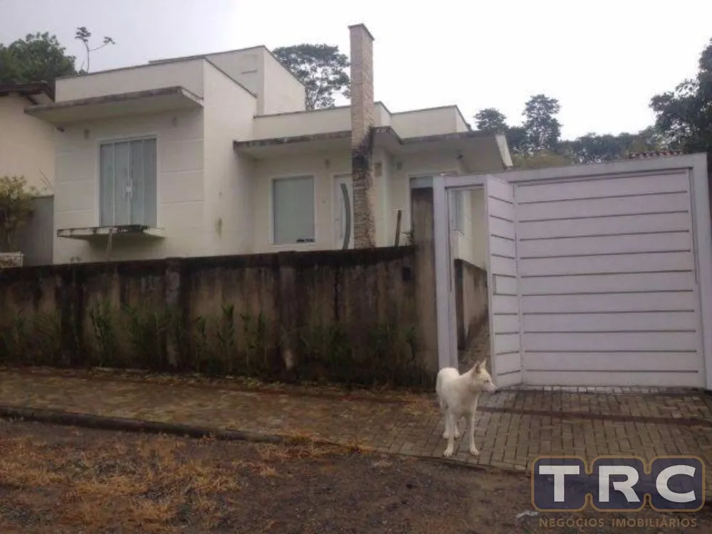 Casa, 2 quartos, 180 m² - Foto 1