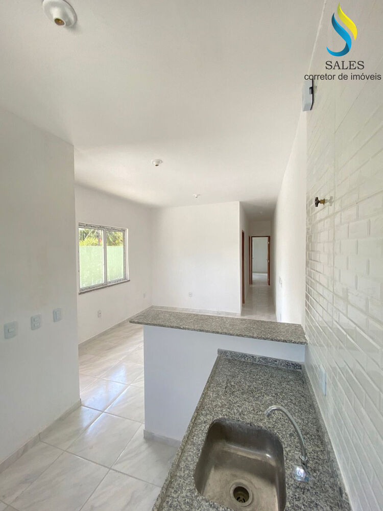 Casa à venda com 2 quartos, 70m² - Foto 11