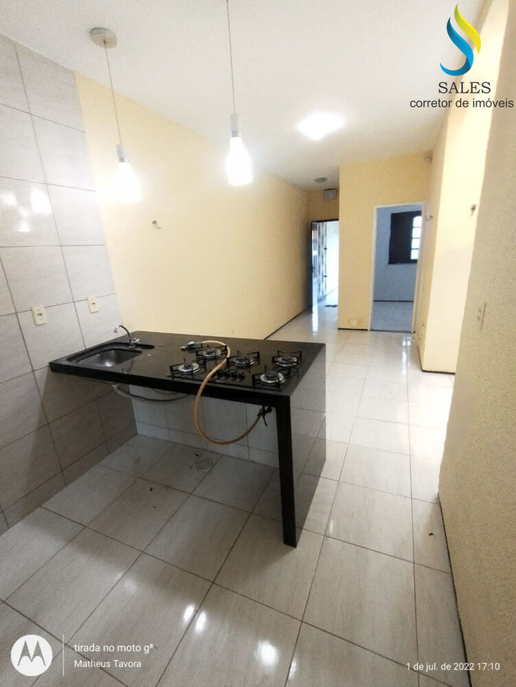 Casa à venda com 2 quartos, 70m² - Foto 10