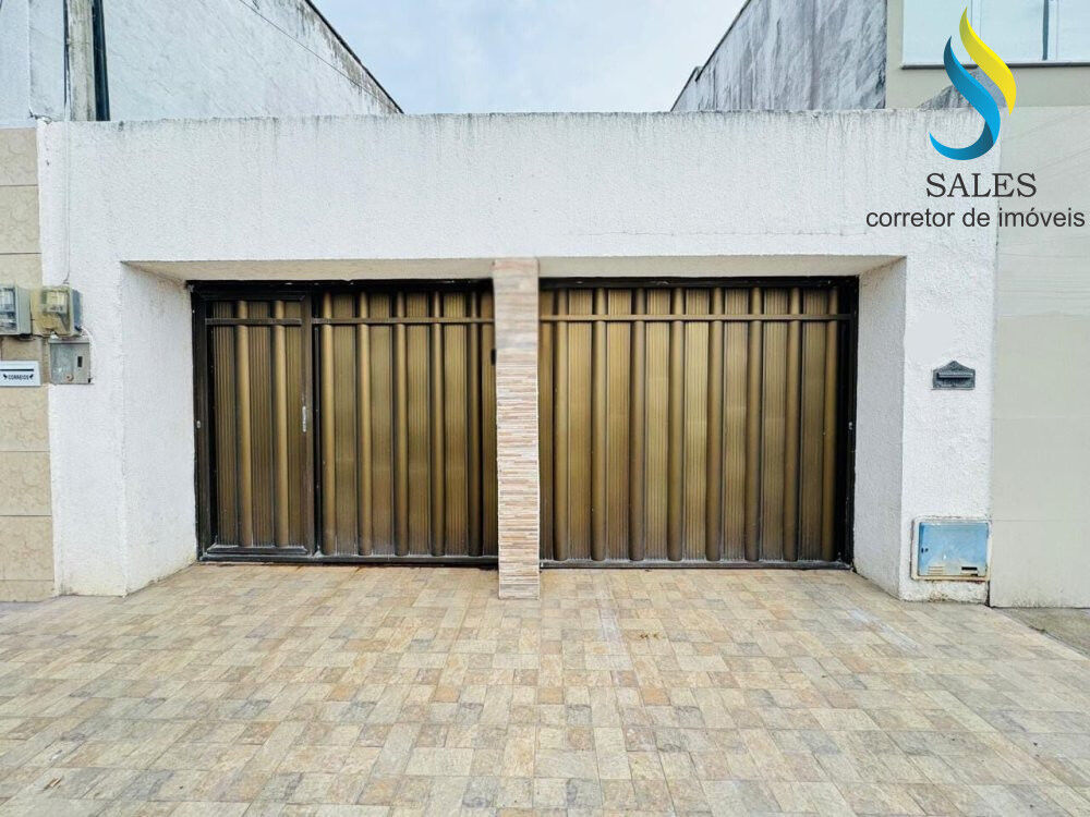 Casa à venda com 2 quartos, 69m² - Foto 1