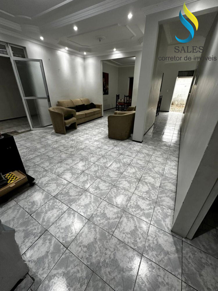 Casa à venda com 4 quartos, 230m² - Foto 3