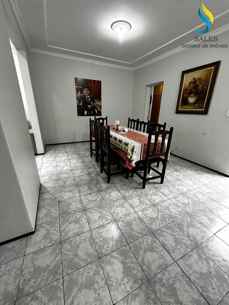 Casa à venda com 4 quartos, 230m² - Foto 10