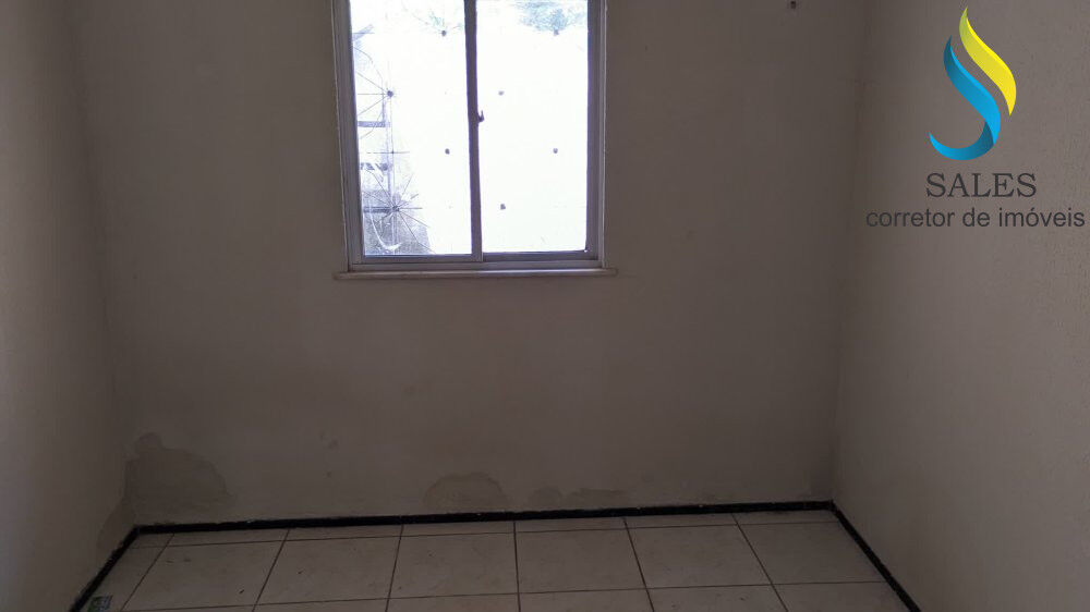Casa à venda com 2 quartos, 75m² - Foto 3