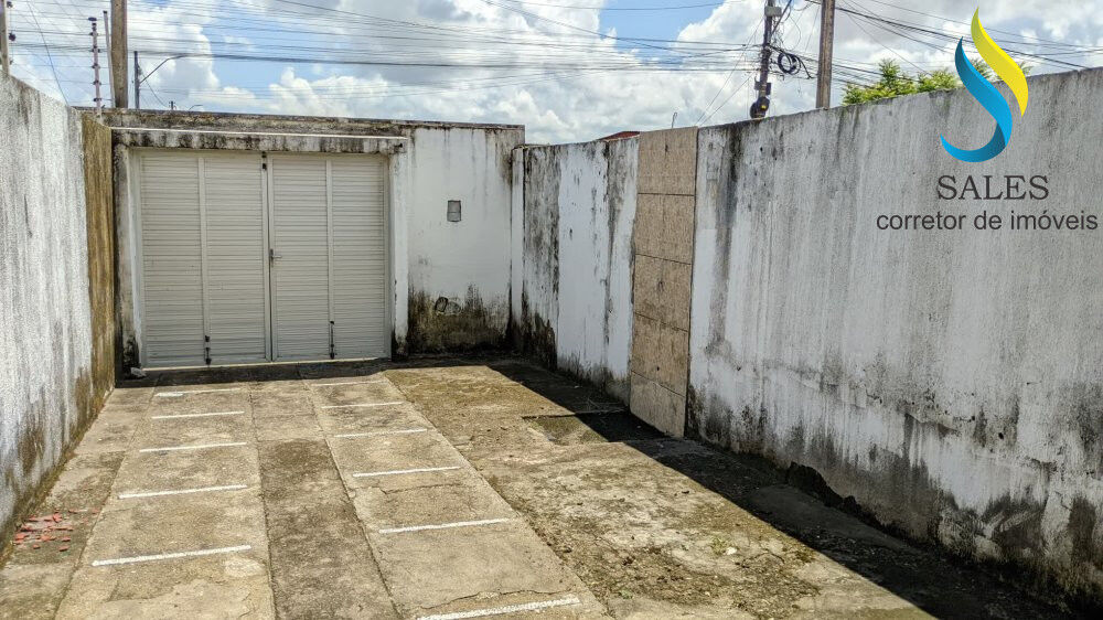 Casa à venda com 2 quartos, 75m² - Foto 8