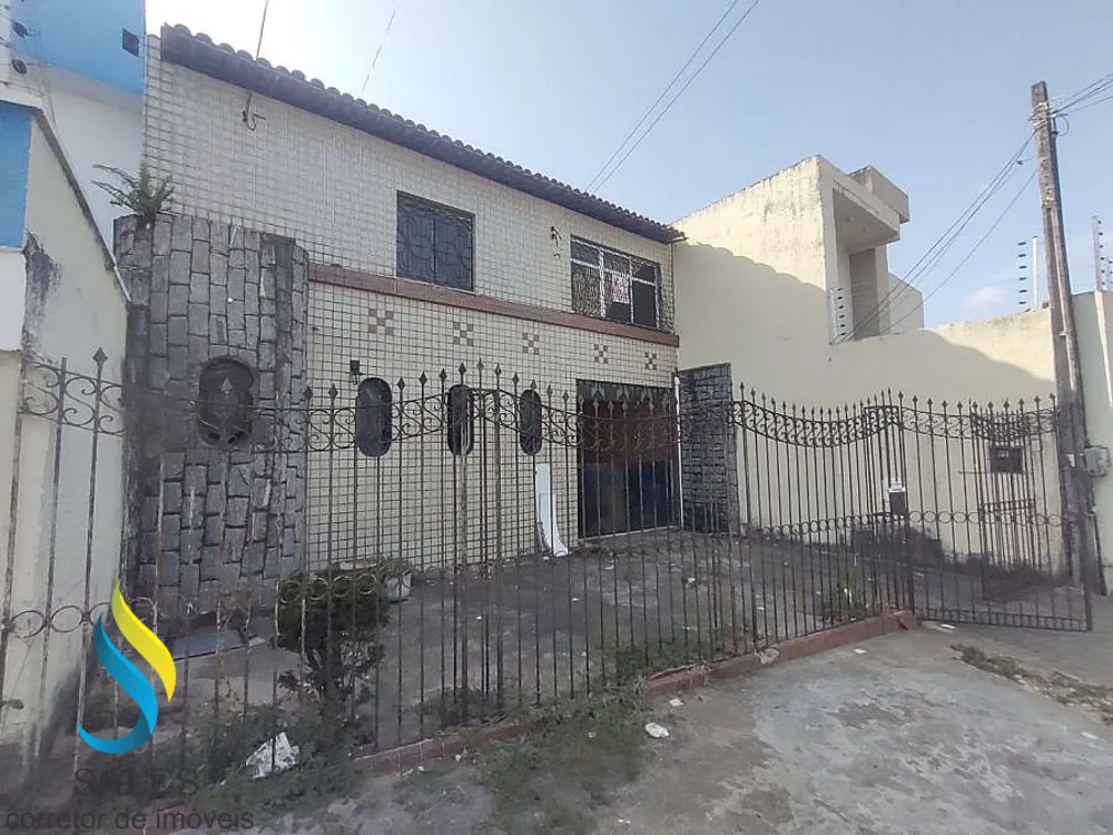 Casa, 5 quartos, 120 m² - Foto 1
