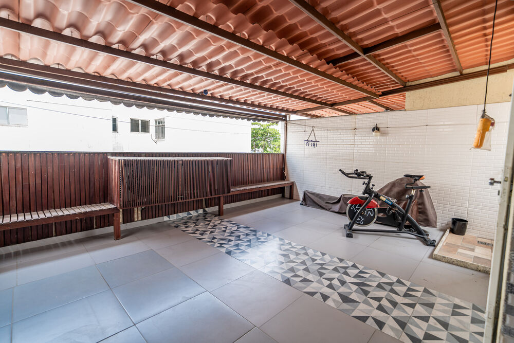 Casa à venda com 2 quartos, 129m² - Foto 6