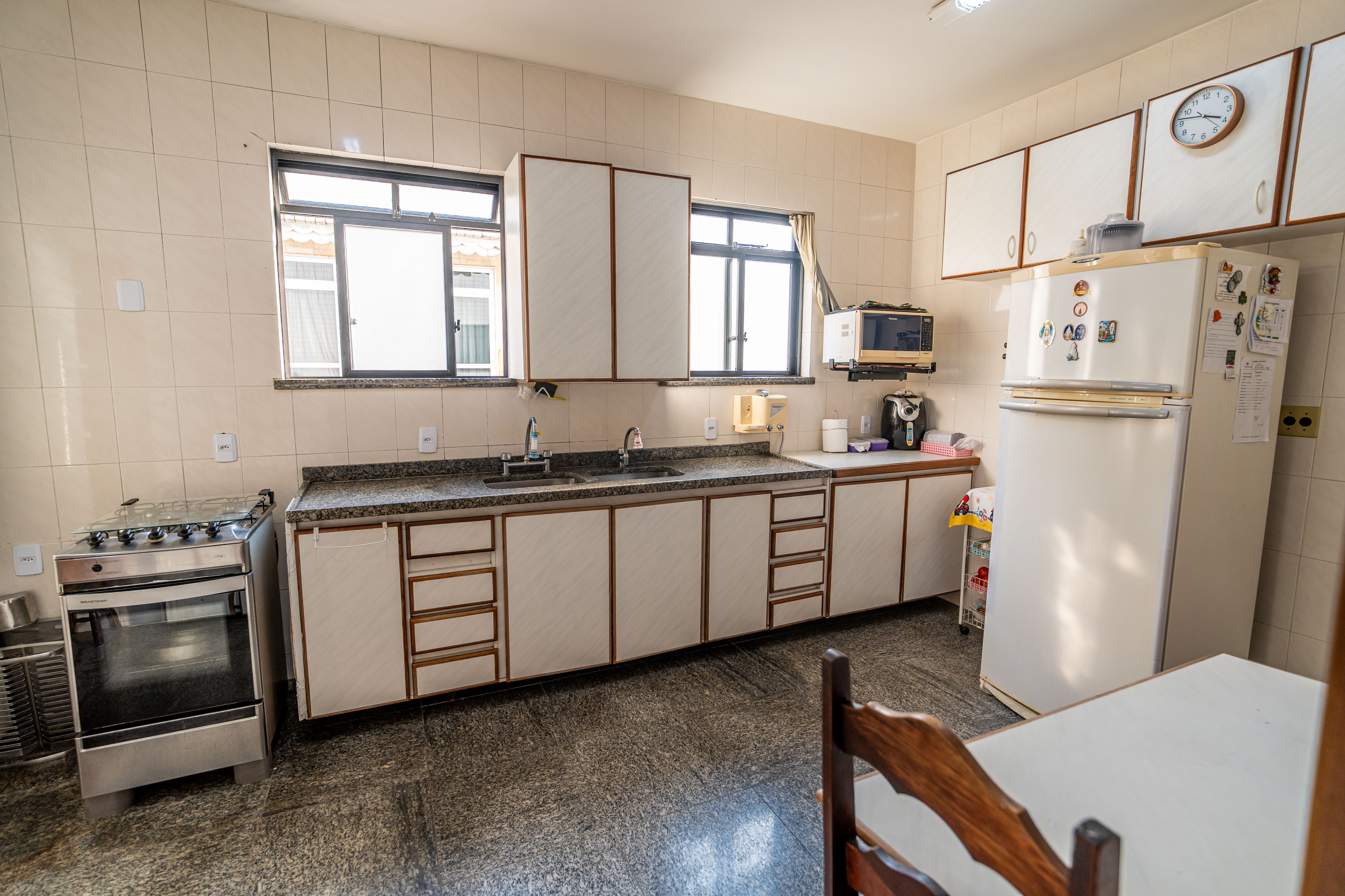 Apartamento à venda com 3 quartos, 154m² - Foto 8