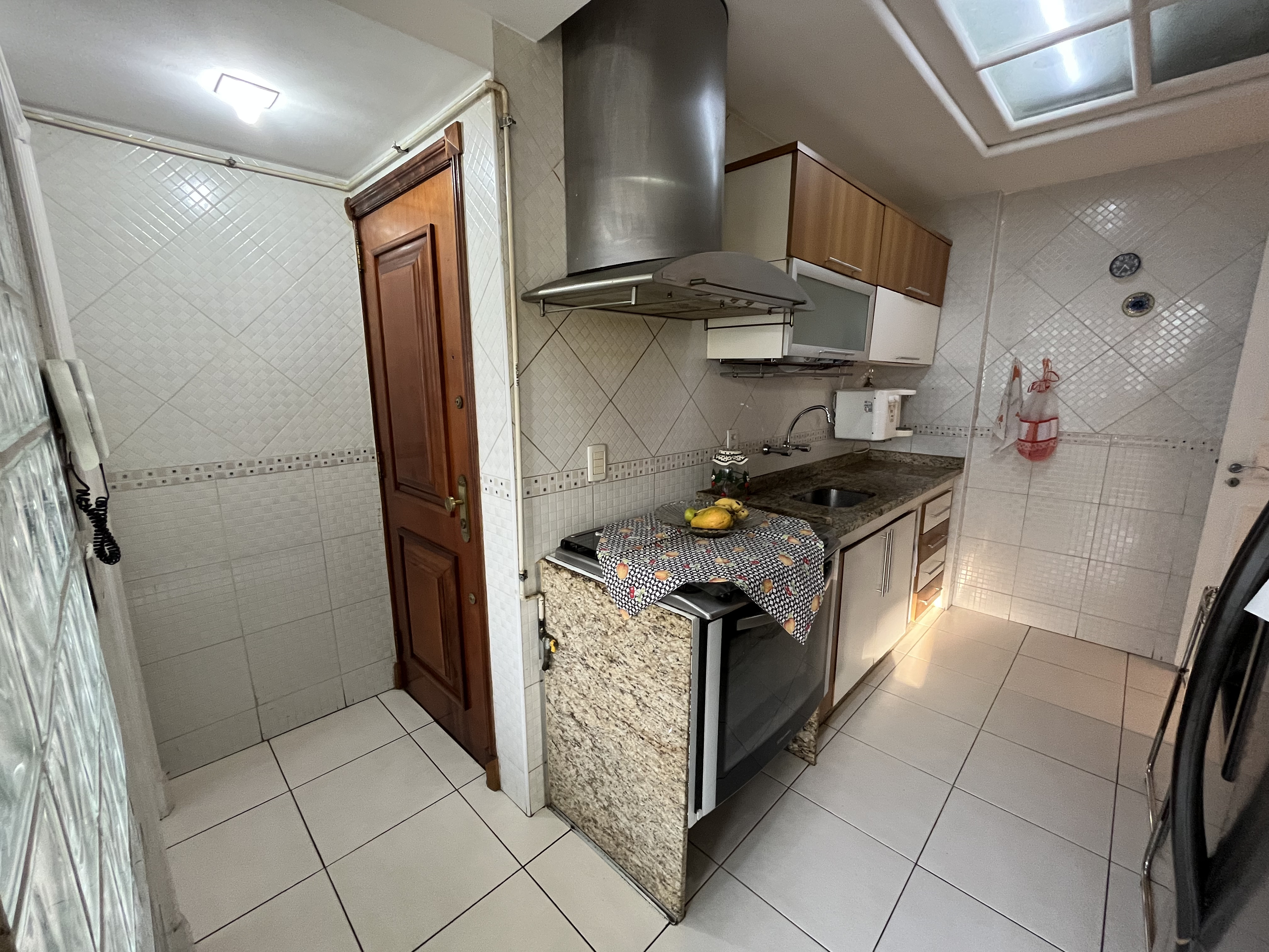 Apartamento à venda com 3 quartos, 154m² - Foto 18