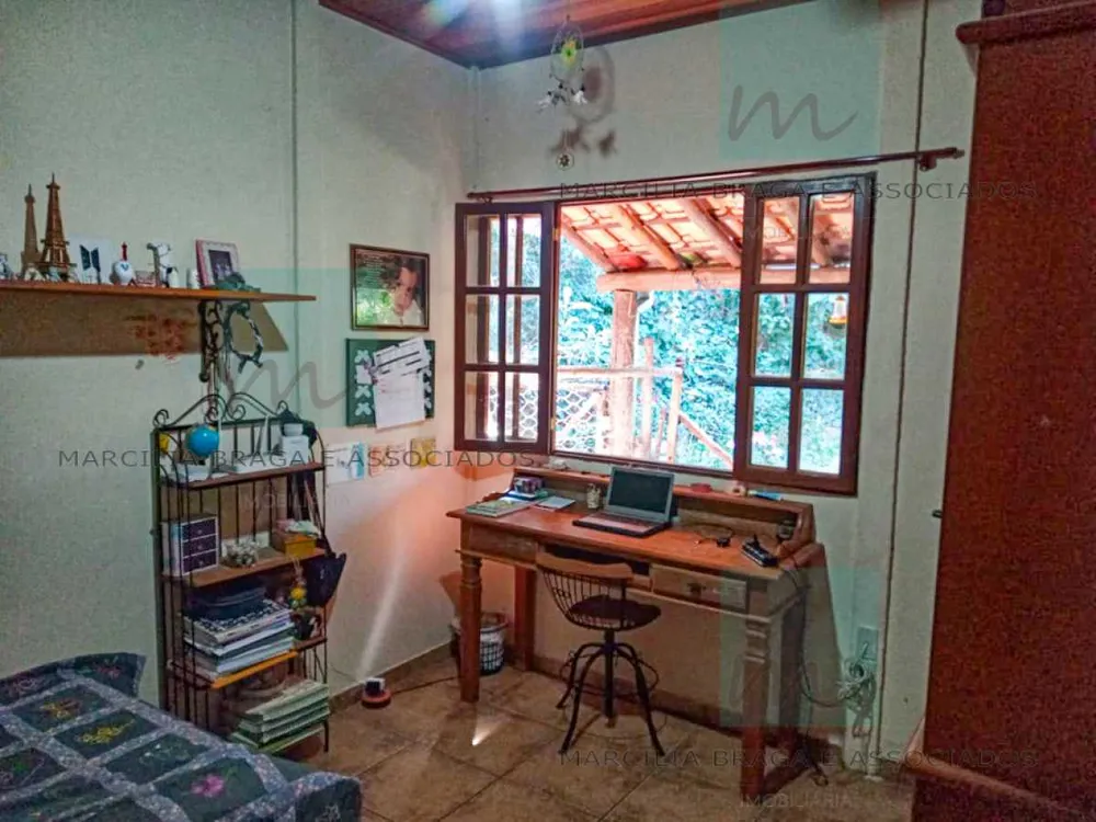 Casa, 7 quartos, 1604 m² - Foto 8