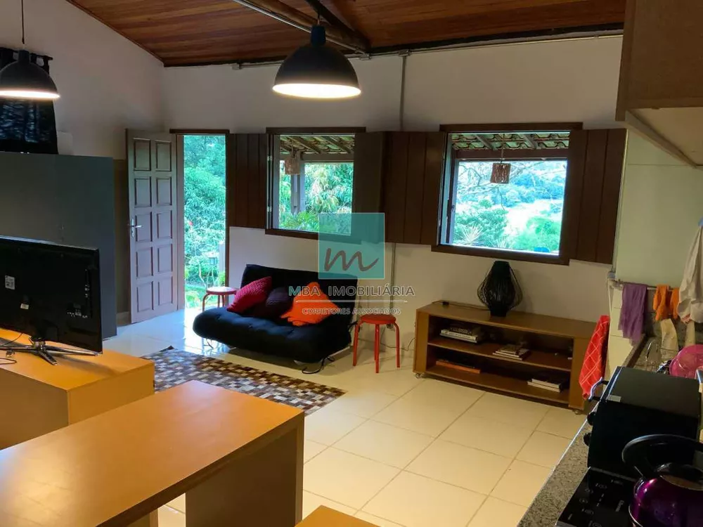 Sítio à venda com 8 quartos, 250m² - Foto 17