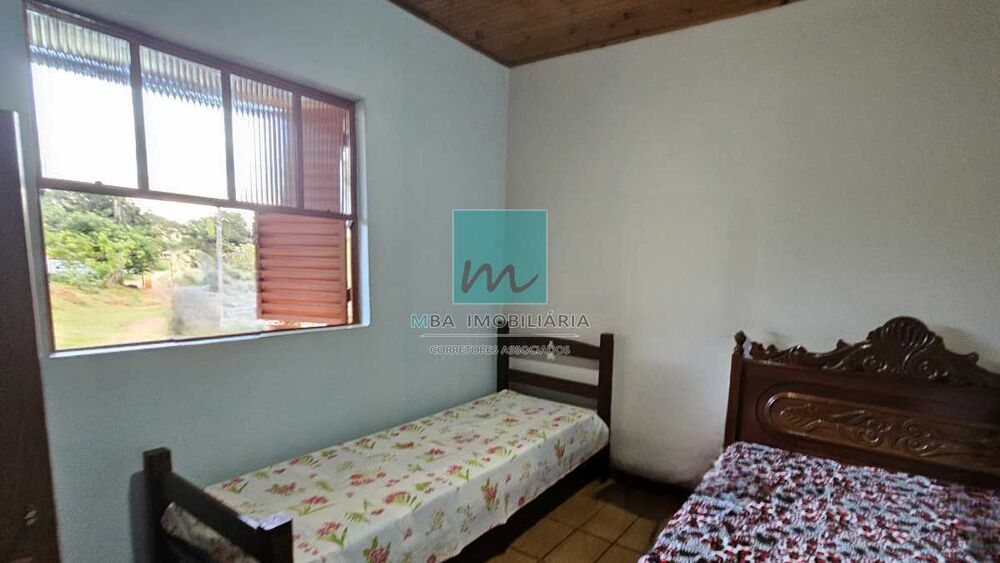 Chácara à venda com 4 quartos, 180m² - Foto 11