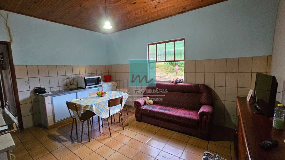 Chácara à venda com 4 quartos, 180m² - Foto 8