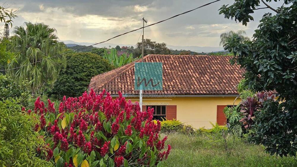 Chácara à venda com 4 quartos, 180m² - Foto 5