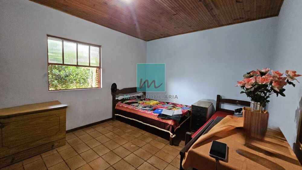 Chácara à venda com 4 quartos, 180m² - Foto 10