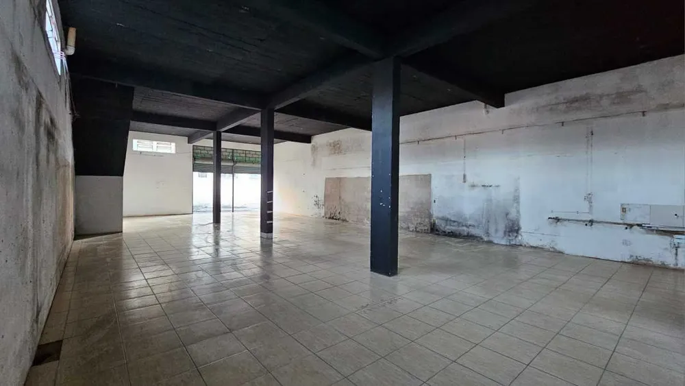 Loja-Salão, 300 m² - Foto 2