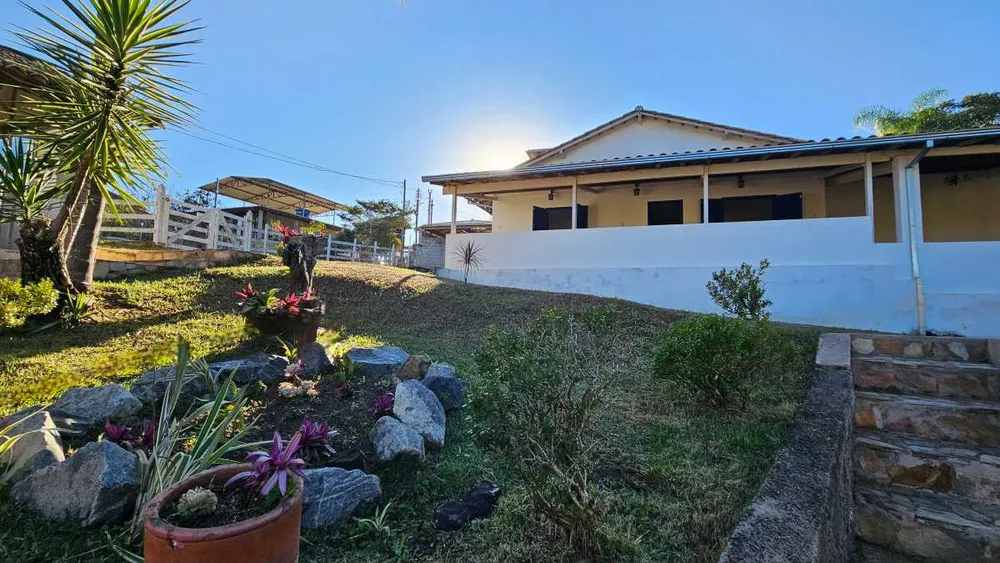 Chácara, 7 quartos, 356 m² - Foto 1