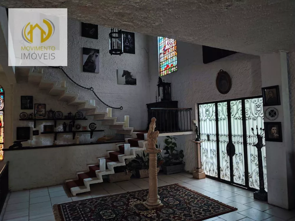 Casa, 5 quartos, 1360 m² - Foto 3