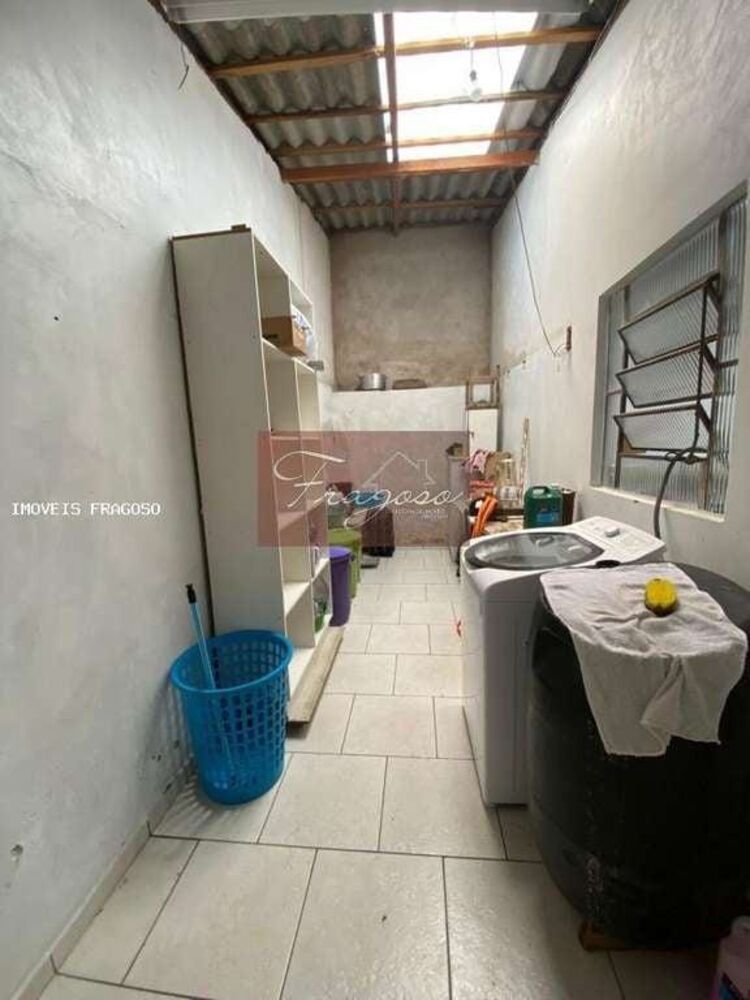 Casa à venda com 3 quartos, 51m² - Foto 12