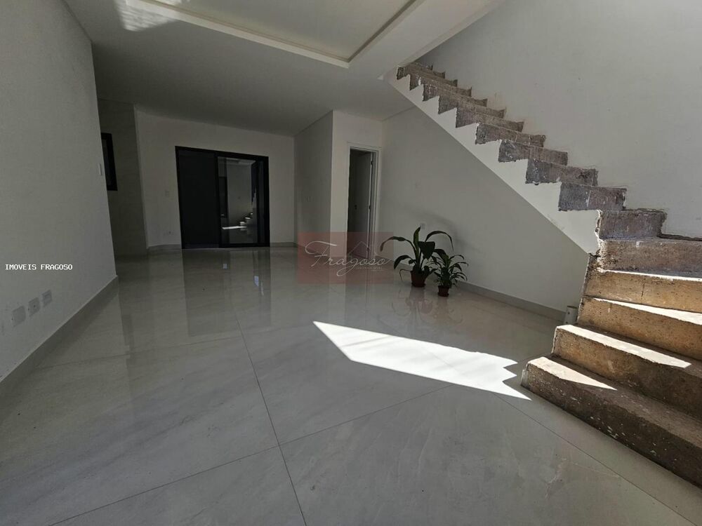 Sobrado à venda com 3 quartos, 115m² - Foto 9