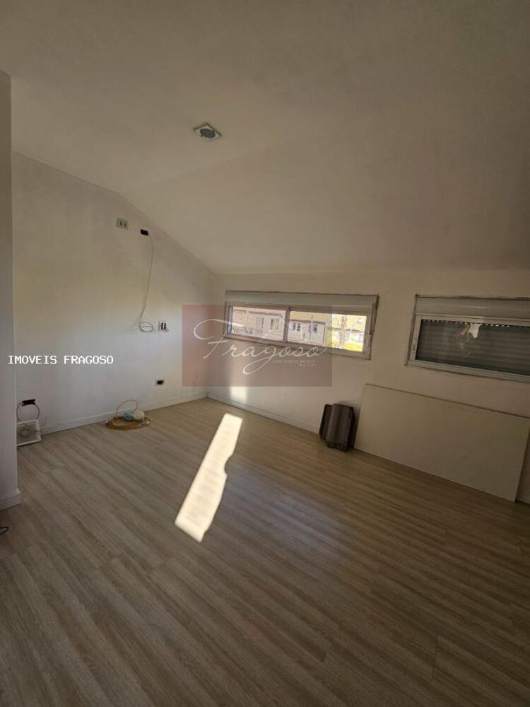 Sobrado à venda com 4 quartos, 70m² - Foto 12