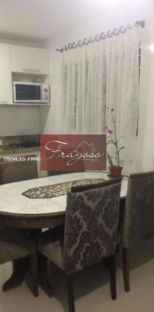 Sobrado à venda com 4 quartos, 130m² - Foto 1