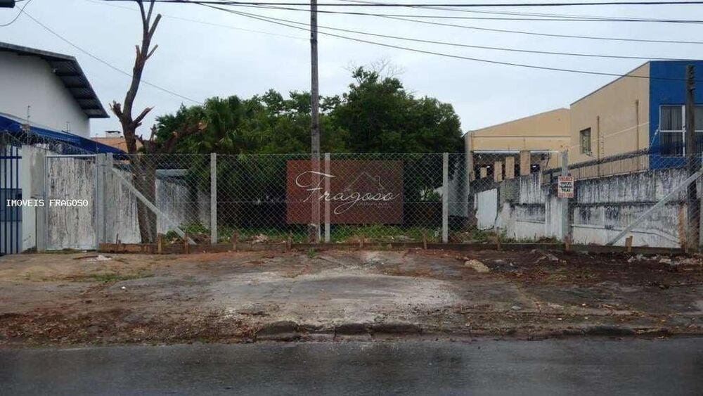 Terreno à venda, 996m² - Foto 1