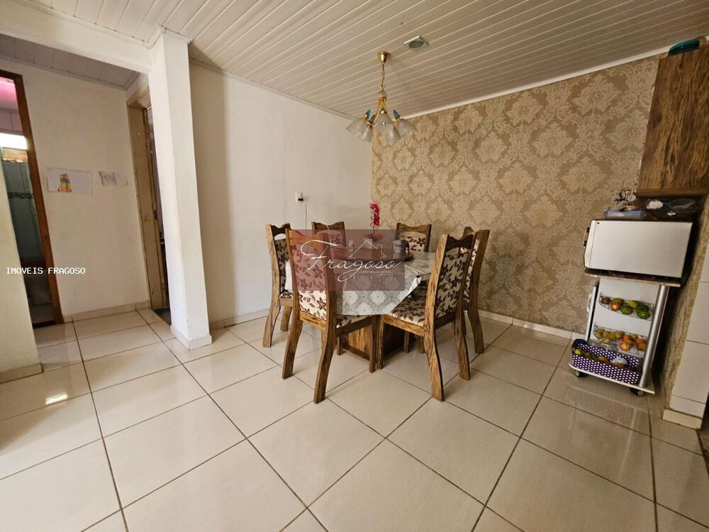 Casa à venda com 4 quartos, 144m² - Foto 5