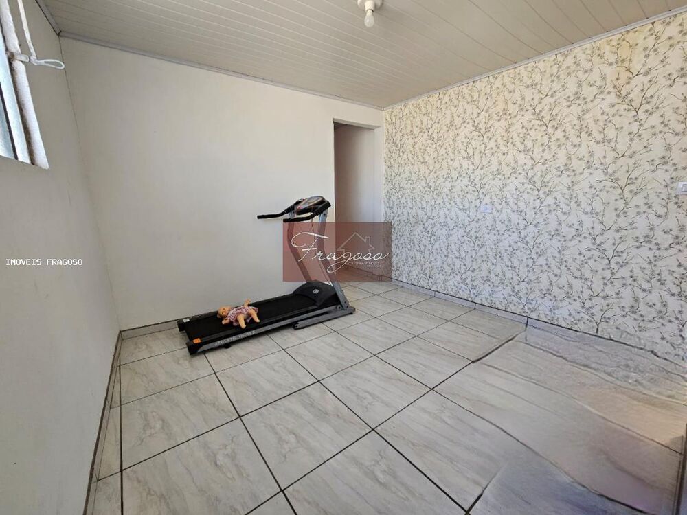 Casa à venda com 4 quartos, 144m² - Foto 14