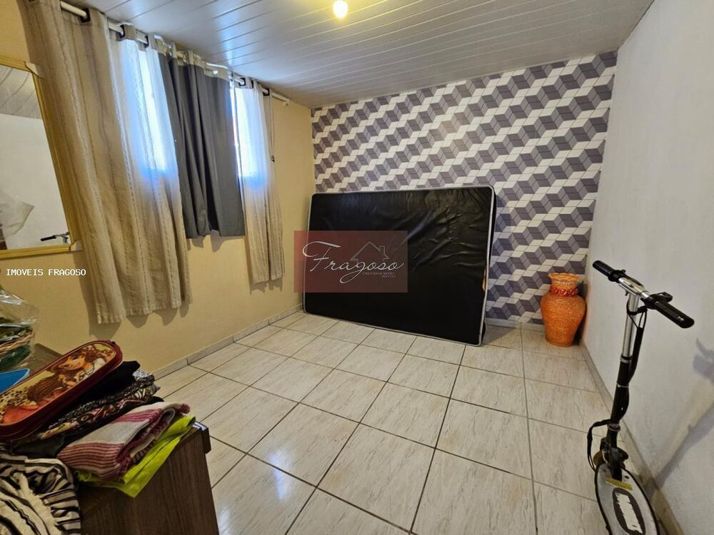 Casa à venda com 4 quartos, 144m² - Foto 19