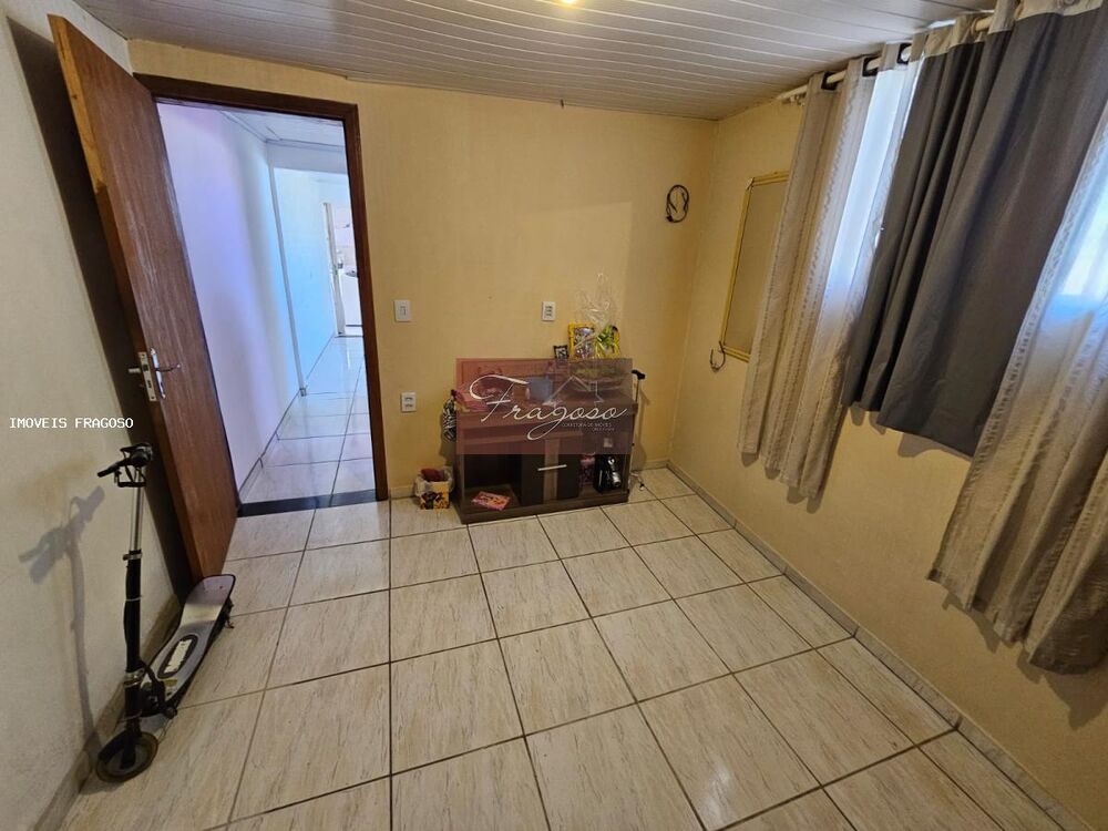 Casa à venda com 4 quartos, 144m² - Foto 20