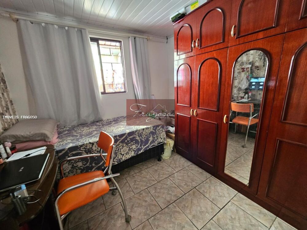 Casa à venda com 4 quartos, 144m² - Foto 7