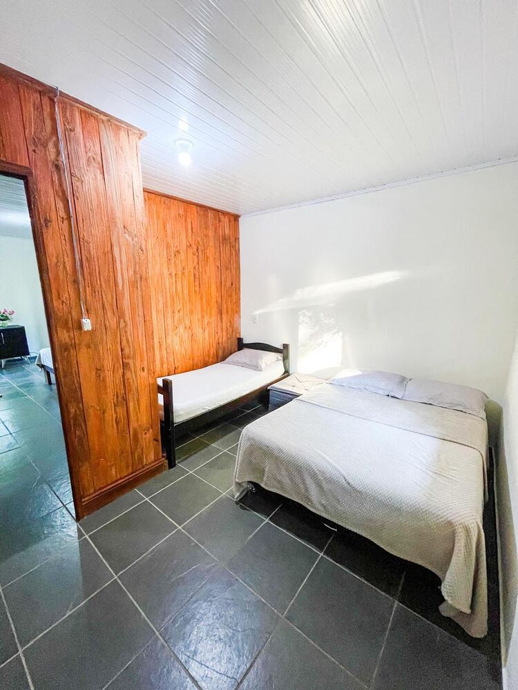 Chácara, 4 quartos, 1800 m² - Foto 4