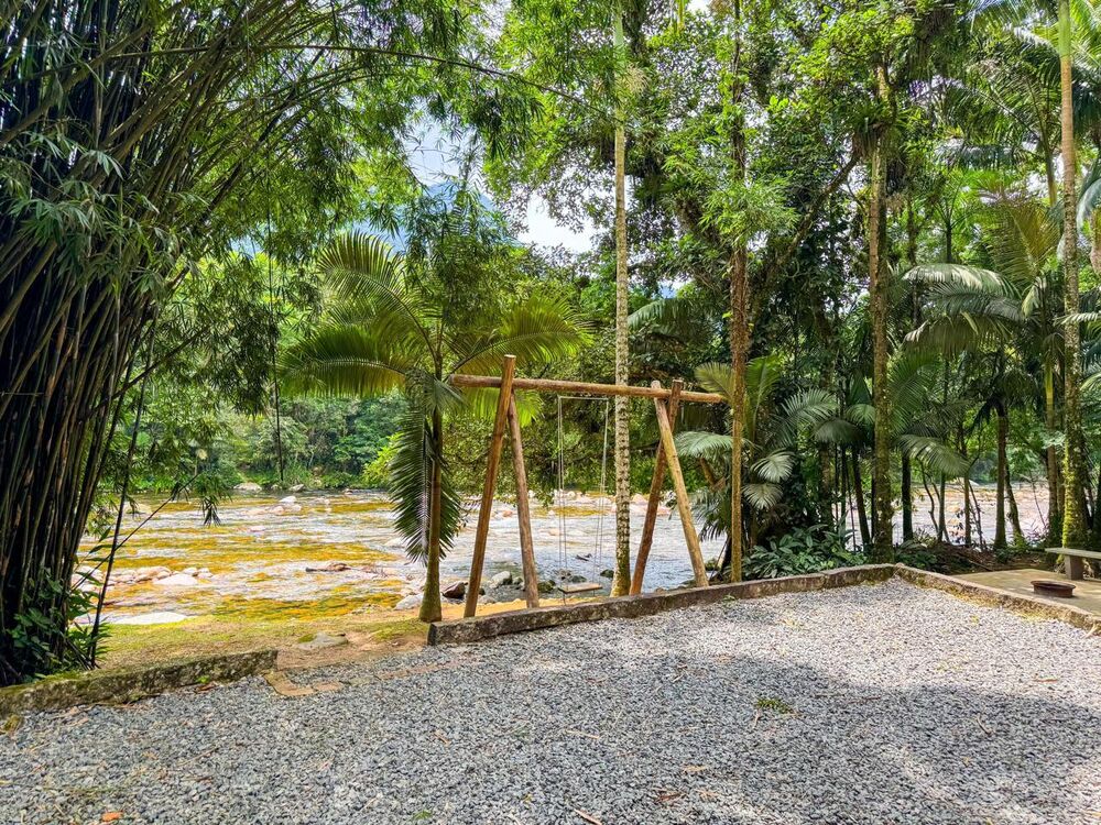 Chácara, 4 quartos, 1800 m² - Foto 1