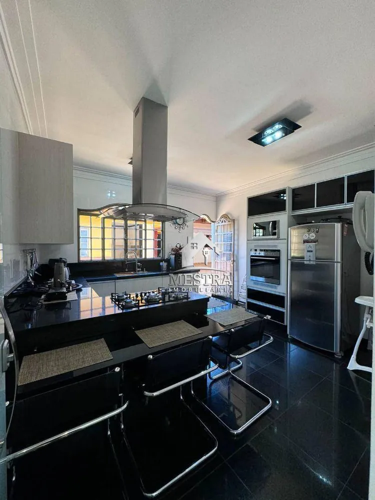 Casa, 4 quartos, 850 m² - Foto 4