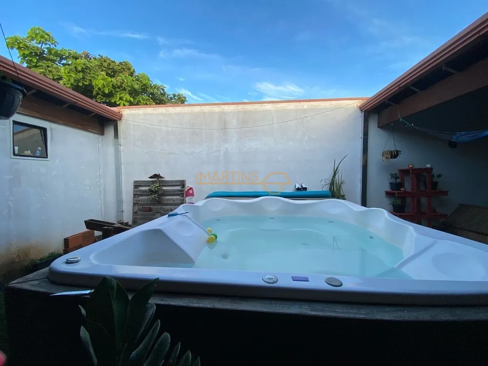 Casa, 3 quartos, 248 m² - Foto 1