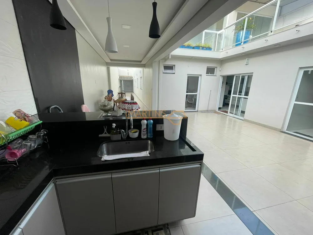 Casa, 4 quartos, 300 m² - Foto 2